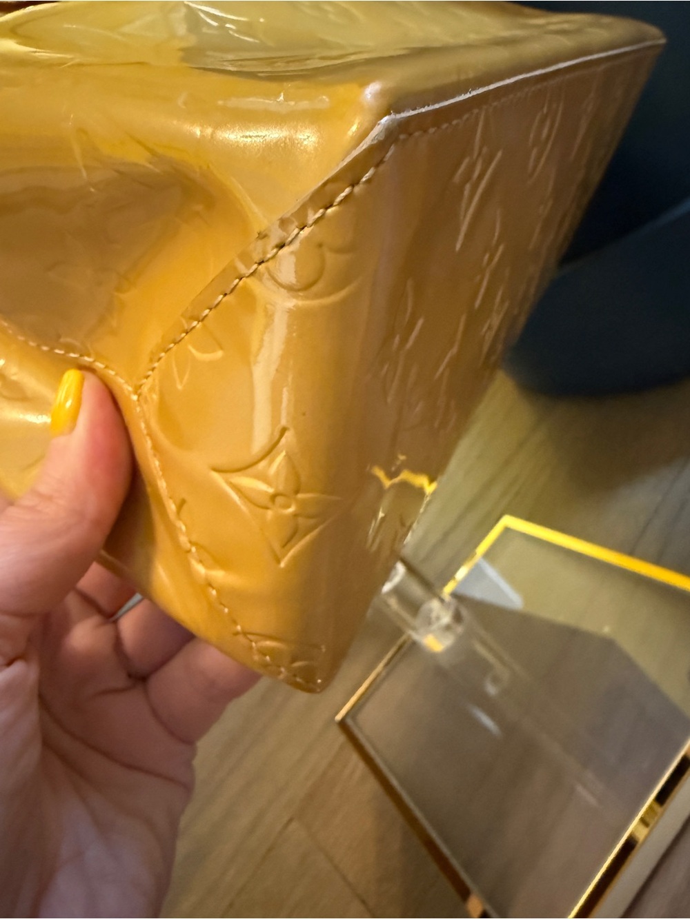 Louis Vuitton Yellow Patent Leather Vernis Monogram Reade PM Tote w/ COA - Picture 10 of 12